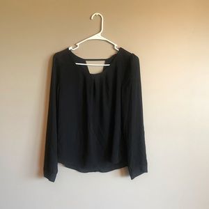 Black blouse v shape back